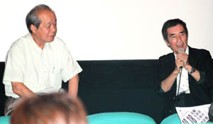 た監督の藤山顕一郎氏(写真右)と新開純也氏